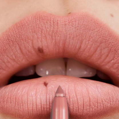 1 + 1 Free - Silk Kiss ™ Rotating Matte LipLiner